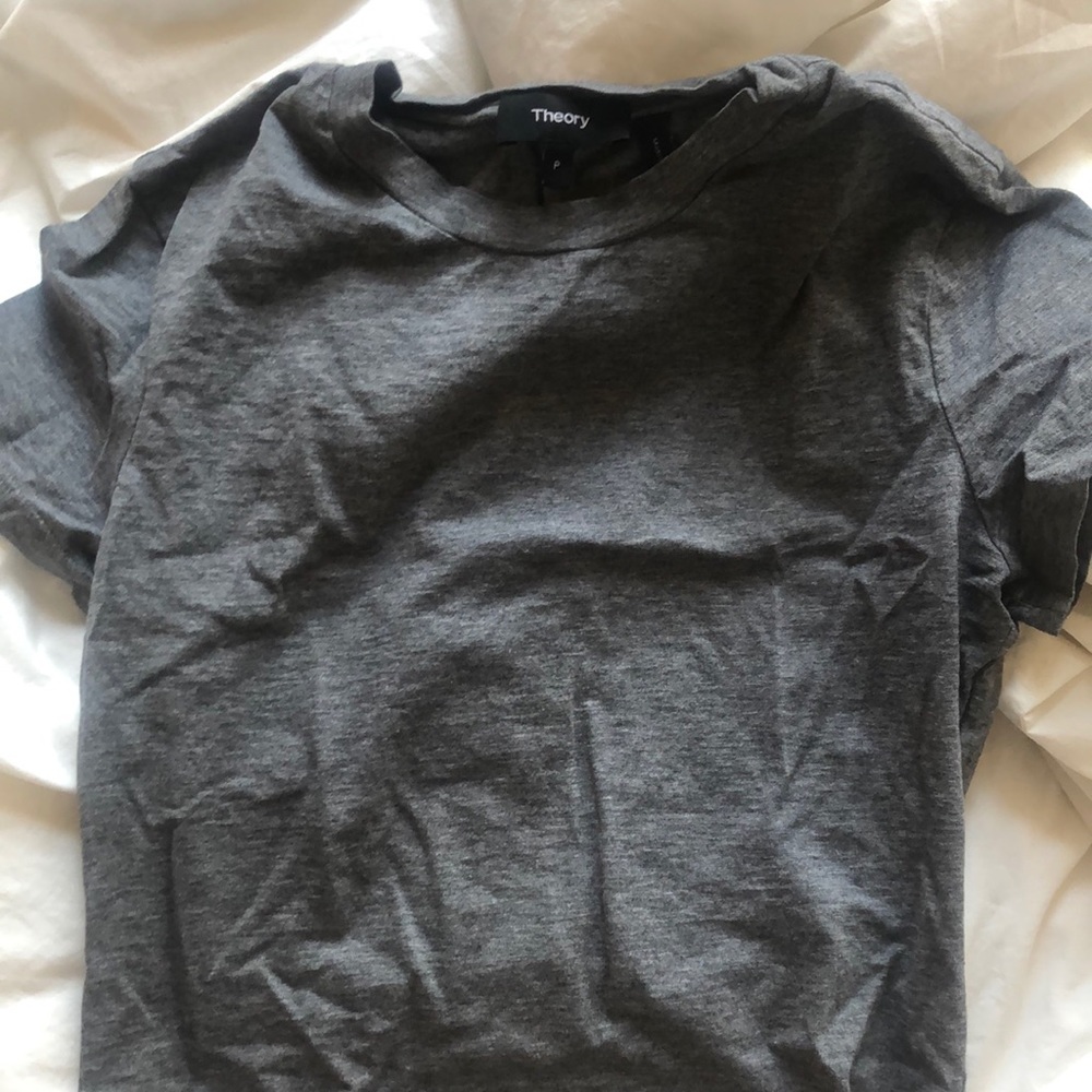 Theory Grey Tee size XS